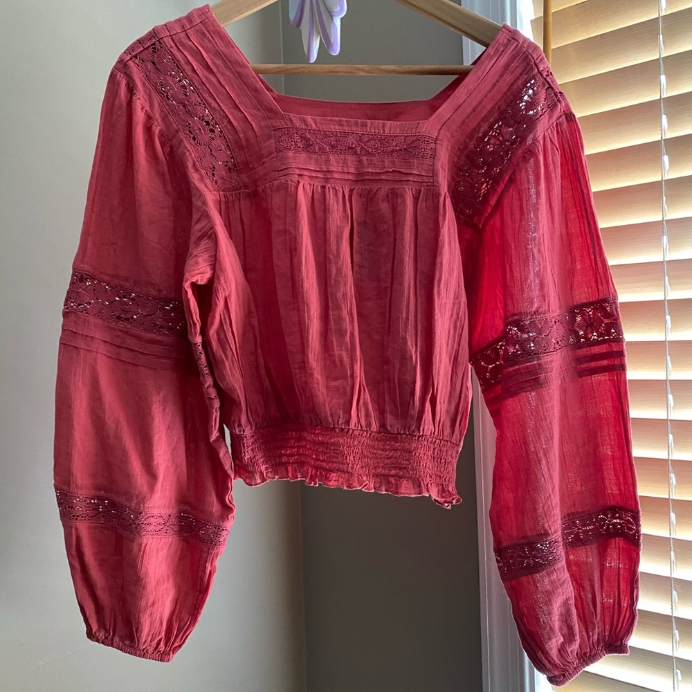 American Eagle long sleeve crop top!